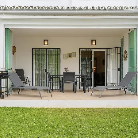 House In Front The Sea Tatil Evi Marbella