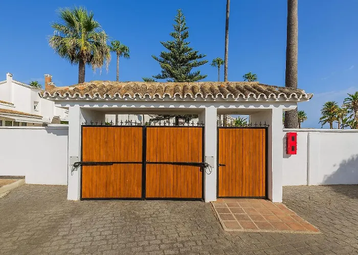 House In Front The Sea * Marbella
